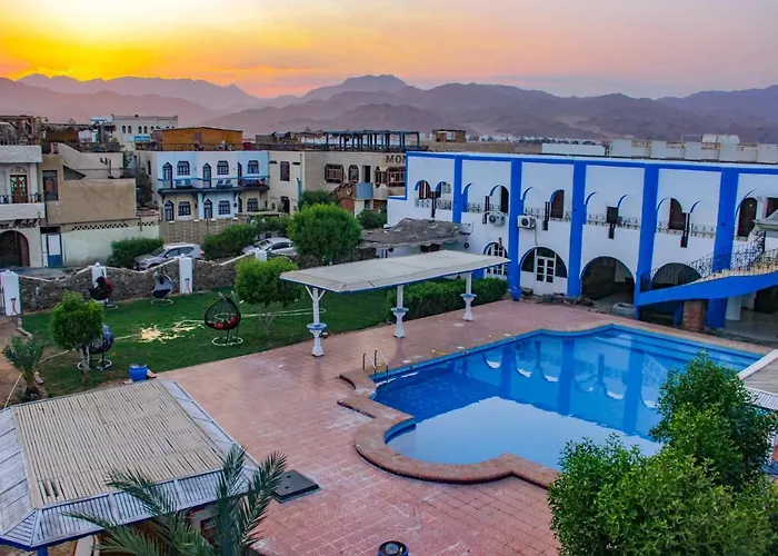 Yassmina Dahab