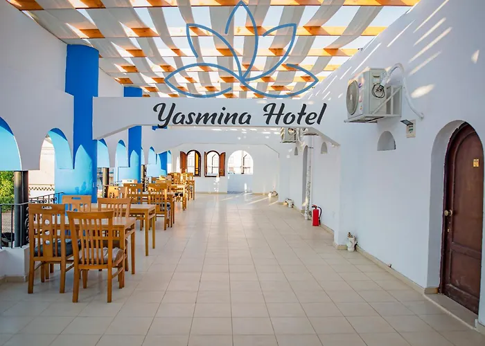 Yassmina *